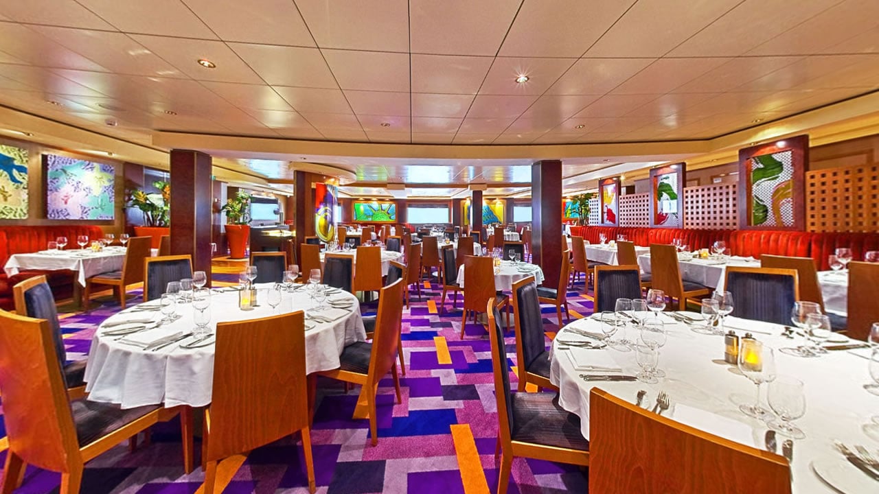 Starboard Cruise Services and Invicta open new Carnival Horizon boutique